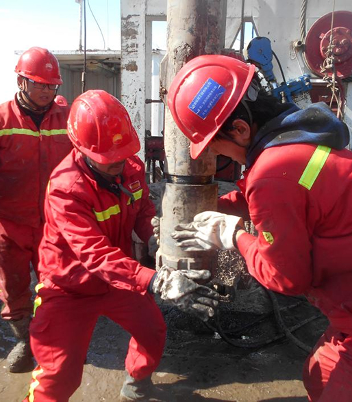 四川康克石油公司助力新疆油田连续取心上台阶
